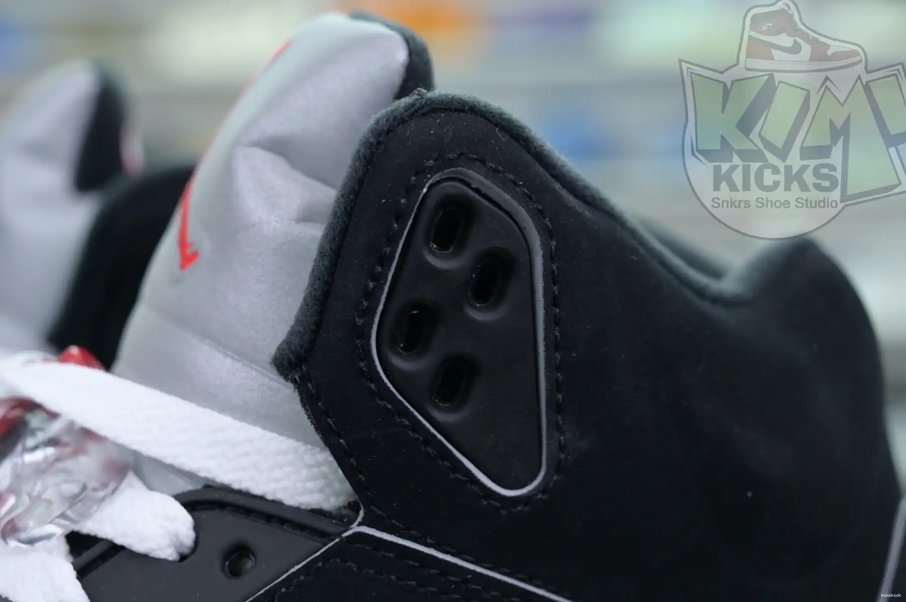 REIMAGINED” METALLIC Kimikick Jordan 5“BLACK Jordan Air 0524